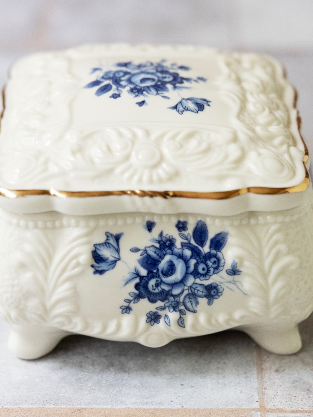 Large square ceramic blue cream gold trinket box with lid flowers roses 5" wide